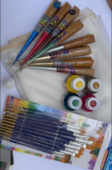 DEAL FABRIC PAINTING KIT